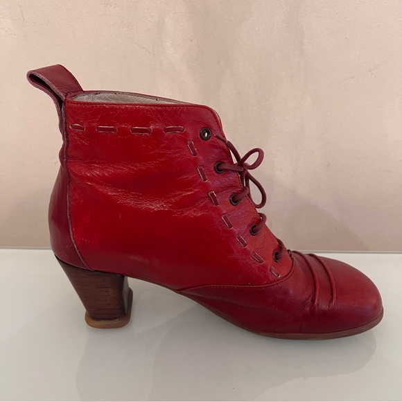 JOHN FLUEVOG Leather Lace-Up Ankle Boots Rounded Toe Red - Picture 13 of 15